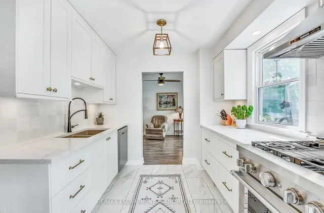 Additional image 14 of 54 John Murray St