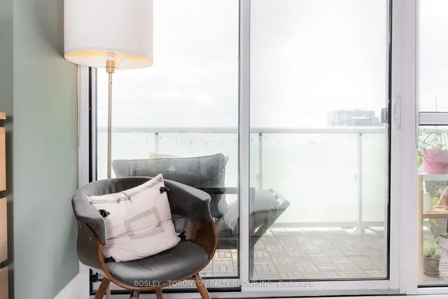 Additional image 23 of 101 Erskine Ave Unit 2810