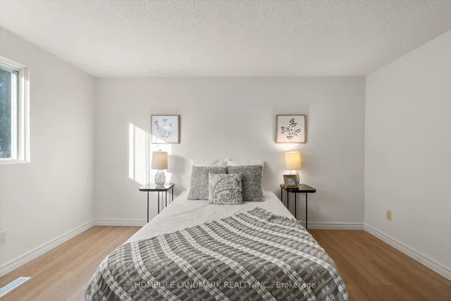 Additional image 17 of 89 Phalen Cres