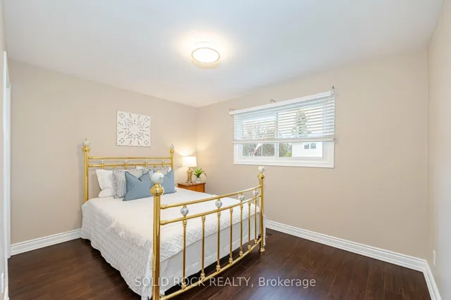 Additional image 23 of 30 Pleasantview Ave