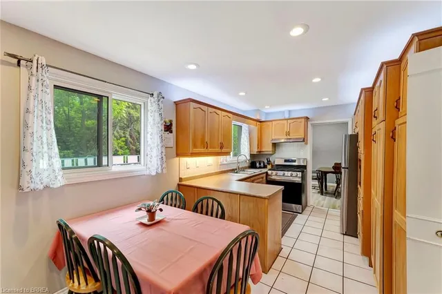 Additional image 15 of 307 Erindale Dr