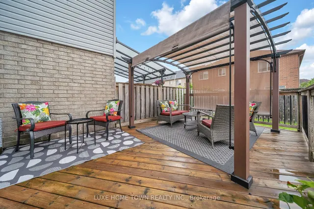 Additional image 39 of 615 Willmott Cres