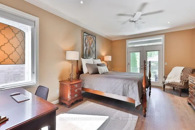 Additional image 13 of 980 Gorton Ave