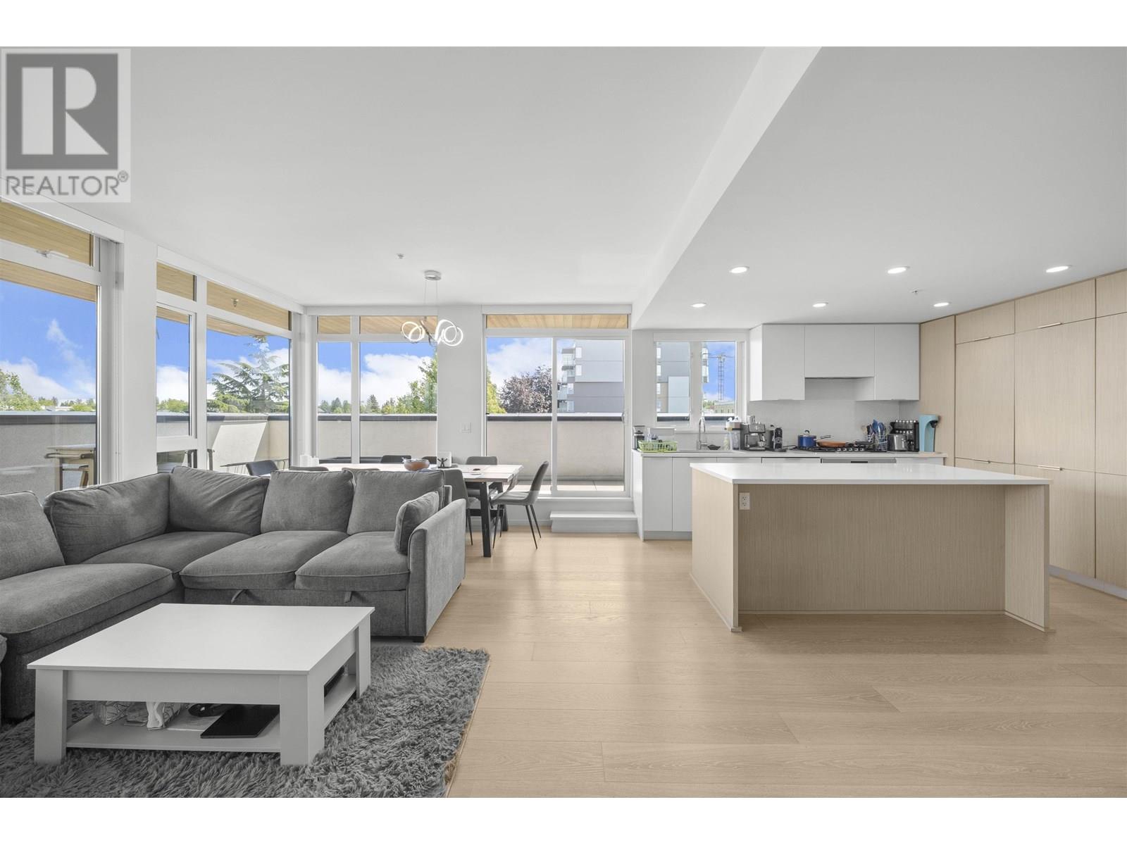 602 5085 MAIN STREET|Vancouver, British Columbia V5W2R2