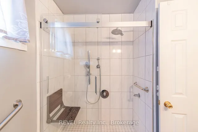 Additional image 24 of 5 Arbutus Cres