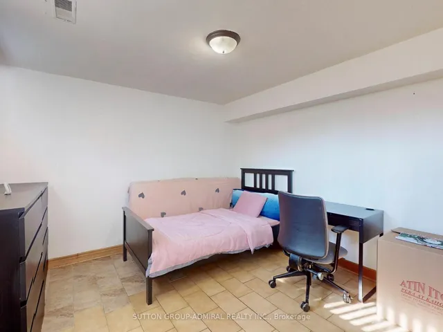 Additional image 38 of 31 Charrington Cres