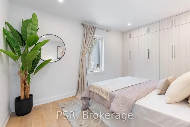 Additional image 20 of 43 Hemlock Ave