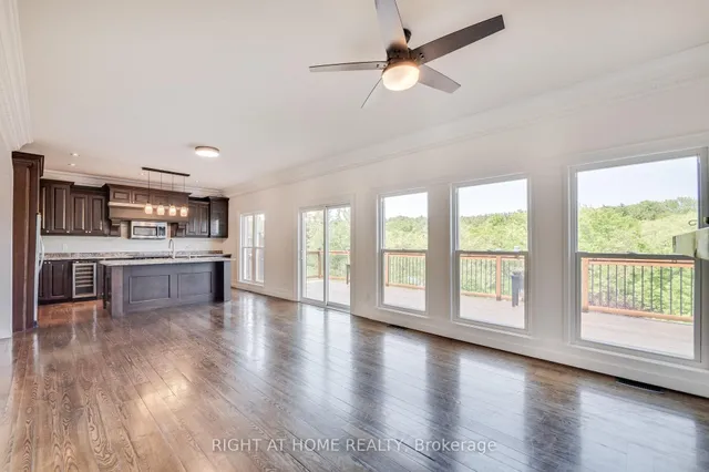 Additional image 22 of 34 Parkvale Dr