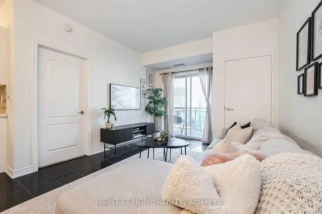 Additional image 8 of 1421 Costigan Rd Unit 512