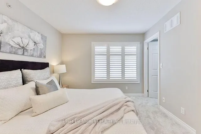 Additional image 20 of 30 Carnation Ave Unit 74