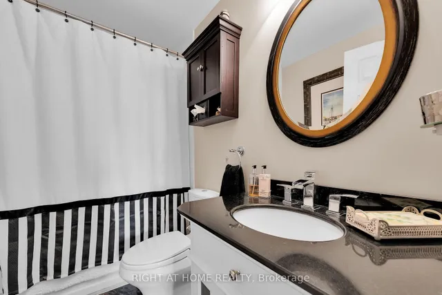 Additional image 38 of 262 Dundas St Unit 403