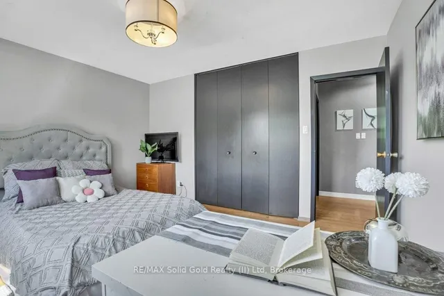 Additional image 31 of 60 Springbank Cres