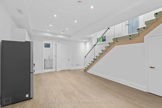 Additional image 39 of 104 Manor Rd