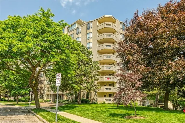 Additional image 4 of 8 Village Green Unit 112