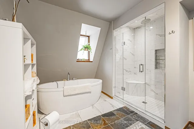 Additional image 17 of 128 Bunker Hill Dr