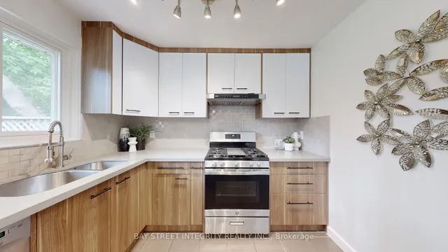 Additional image 9 of 6 Queenscourt Dr