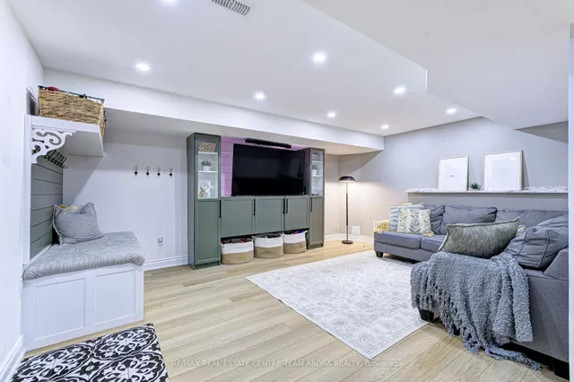 Additional image 38 of 8 Haywood Dr