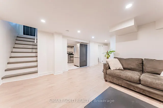 Additional image 38 of 18 Cadillac Ave