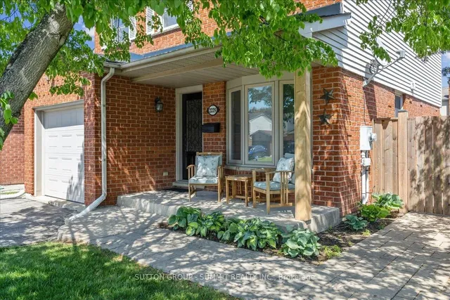 Additional image 3 of 2229 Silverbirch Crt