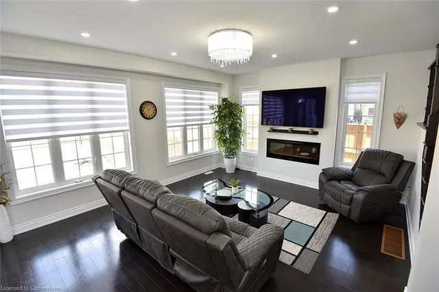 Additional image 10 of 4 Brigham Ave