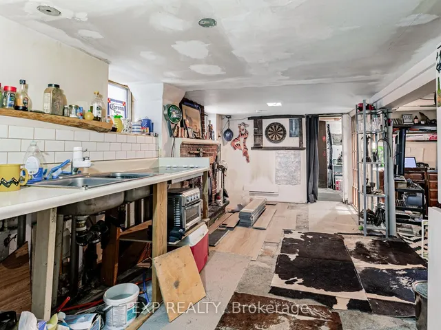 Additional image 20 of 371 Crawford St