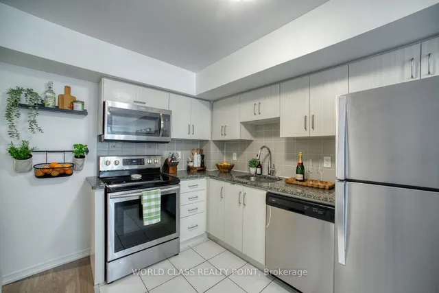 Additional image 15 of 7 Applewood Lane Unit 221