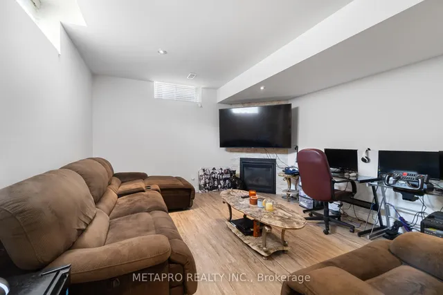 Additional image 36 of 43 Riesling Crt