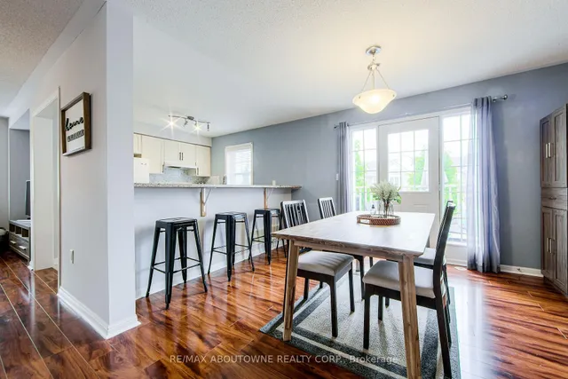 Additional image 6 of 911 Deverell Pl