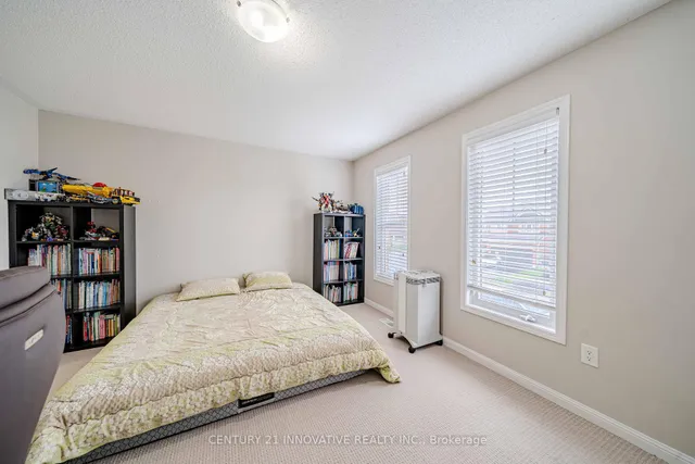 Additional image 32 of 960 Dice Way