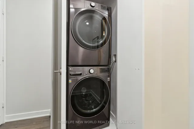 Additional image 36 of 110 Charles St Unit 4202