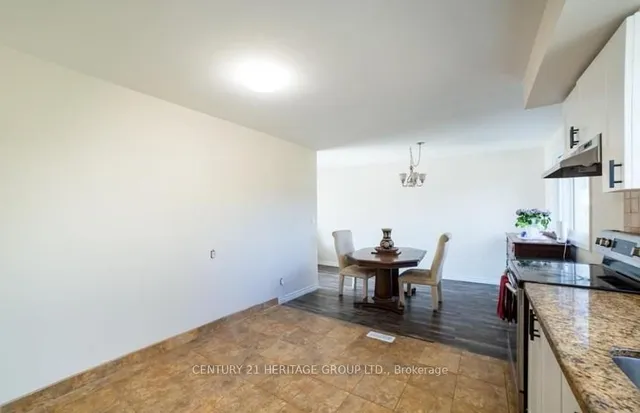 Additional image 14 of 10 Esquire Pl