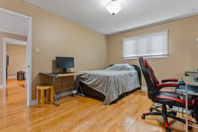 Additional image 24 of 58 Hall Cres