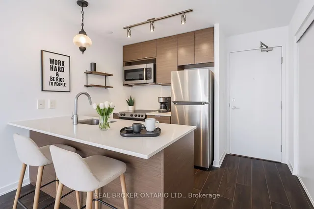 Additional image 5 of 62 Forest Manor Rd Unit 306