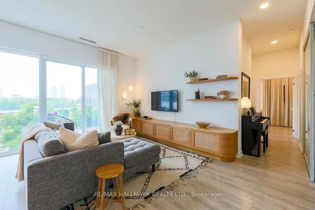 Additional image 10 of 20 Tubman Ave Unit 402