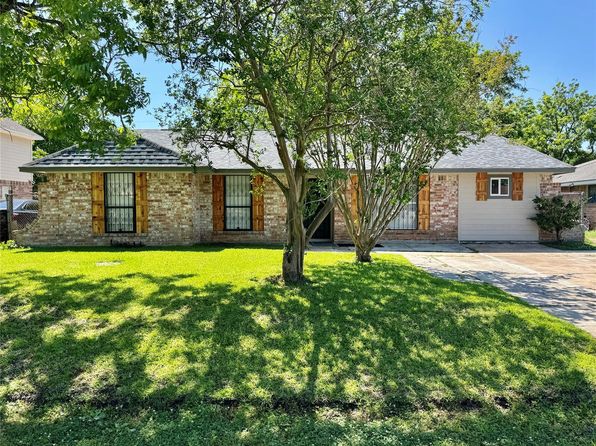 11615 Harrow St, Houston, TX 77093