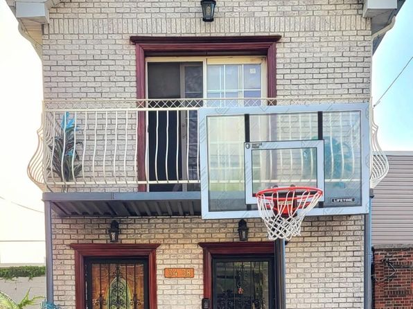 3438 12th Street, Astoria, NY 11106