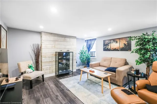 Additional image 18 of 47 Wellington St