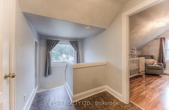 Additional image 36 of 19 Ellis Ave