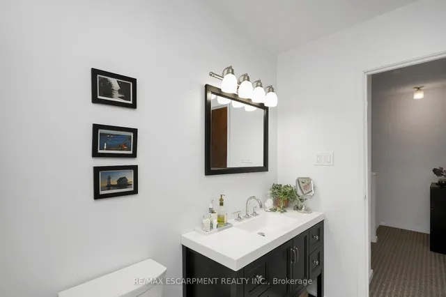 Additional image 24 of 5017 Pinedale Ave Unit 21