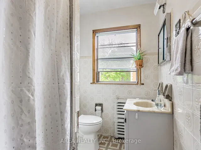 Additional image 18 of 326A Harbord St