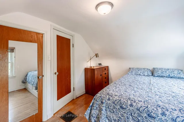 Additional image 20 of 307 Maple Ave