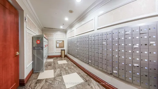 Additional image 27 of 8 LEE CENTRE Dr Unit 1812