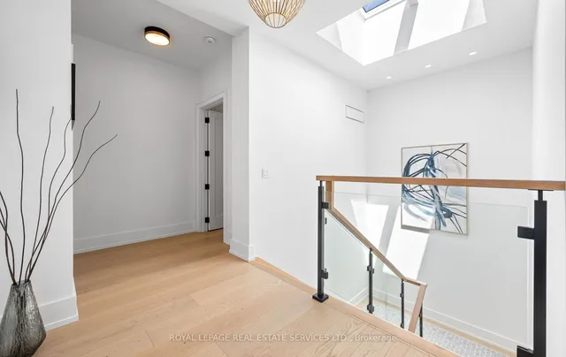 Additional image 27 of 10 Colwood Rd