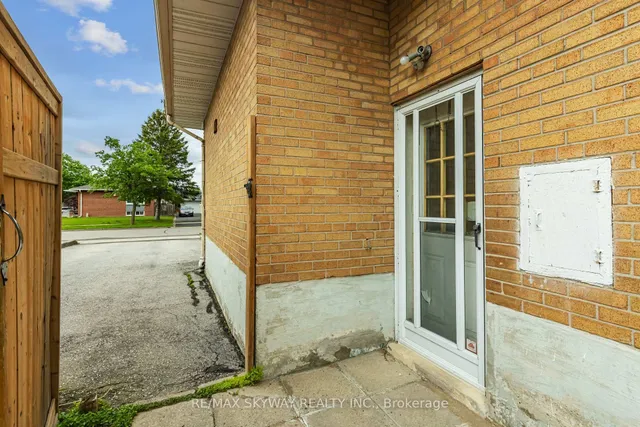 Additional image 34 of 33 Tapley Dr