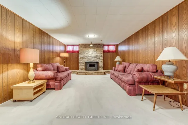 Additional image 15 of 301 La Rose Ave