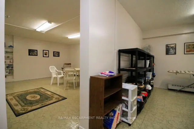 Additional image 37 of 1964 Main St Unit 1001