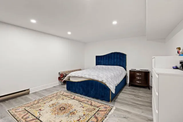 Additional image 27 of 459 The Kingsway