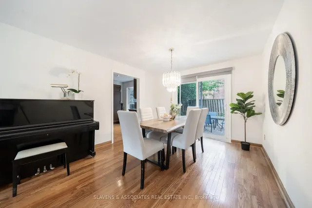 Additional image 3 of 132 Stillwater Cres