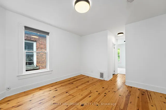 Additional image 34 of 261 Ossington Ave