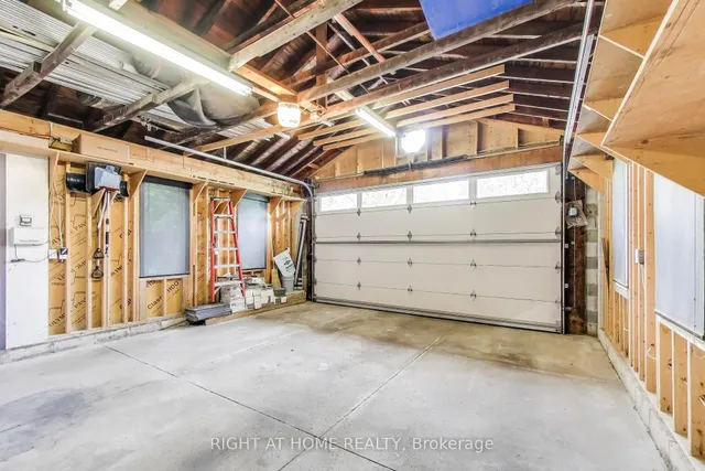 Additional image 26 of 43 Hedges Blvd